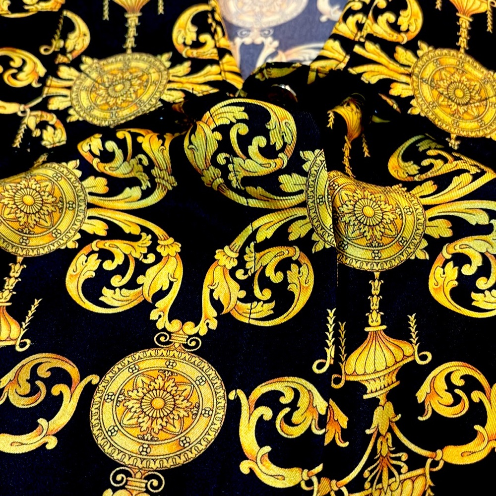 Authentic Versace Button Up - Picture 6 of 6